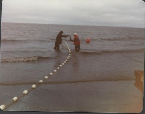 NAPP 1981 July convention Anchorage 66 Fisherman and wife picking up salmon    